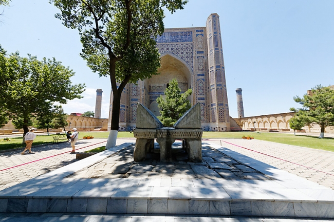 Mosquée Bibi Khanoum-050